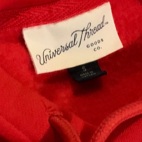 Universal Thread Red S Hooded Sweatshirt Soft Holiday Love Outdoor Sport Tennis - Picture 2 of 6